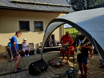 2024 20 let od položení základního kamene Domky ve stráni Žampach (31.8.)