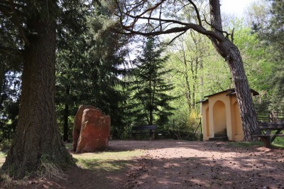 Žampach Arboretum - hradní lávka a Čertovy kameny 2022