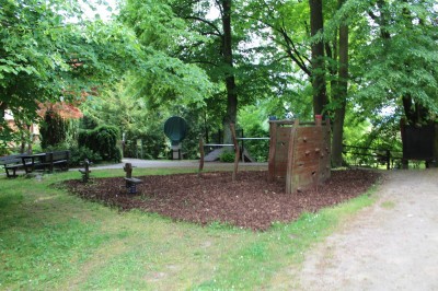 Žampach arboretum -vnitřní areál - herní prvky (14)