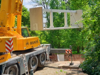 2023 Program dešťovka - průběh prací - montáž retenční nádrže 13.6. 2023