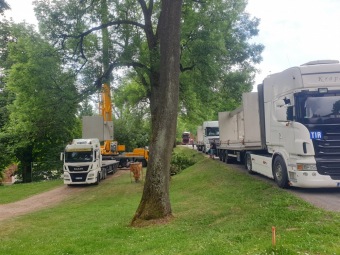 2023 Program dešťovka - průběh prací - montáž retenční nádrže 13.6. 2023