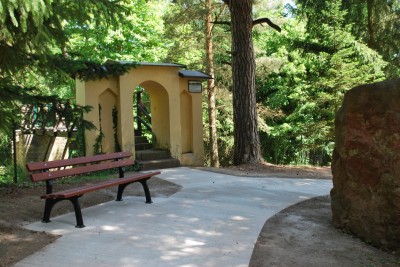 2026 Horní zámecký park a cesta po rekonstrukci přes dřevěnou lávku jsou znovu otevřeny (26.5.)
