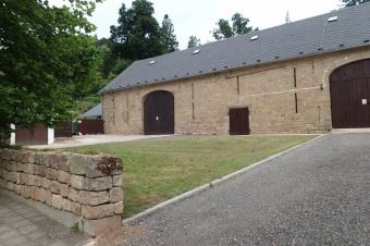 2016 Stavba chlívku - přístřeší s výběhem pro chov domácích zvířat (dokončeno 9.12. 2016)