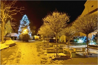 2016 Noční vánoční fotografie z areálu domova (J. Dostálek)