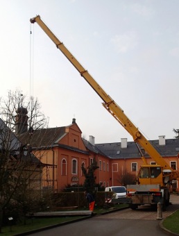 2017 Rekonstrukce objektu Na Výsluní pro specializovanou službu pro děti a mladé dospělé (4.4. 2017)