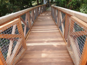 Dokončení nové terasy a lávky Habry v 05/2022