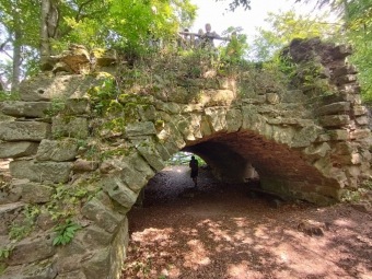 2023 Archeologické léto - prohlídka hradu Žampach (20.7.)